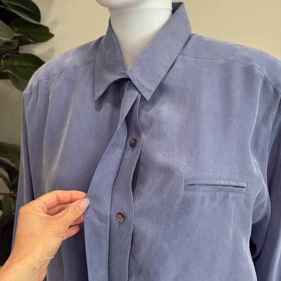 2567 100% Silk Long Sleeve Hidden Button Down Shirt Womens Size 12 Dusty Blue - Picture 8 of 12